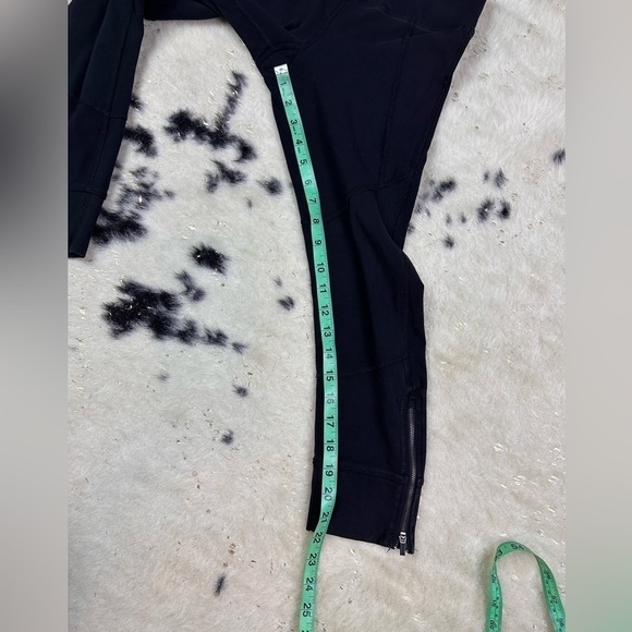 Calvin Klein Performance Black Stretch Activewear Yoga Capri Legging Size Medium - Picture 5 of 7